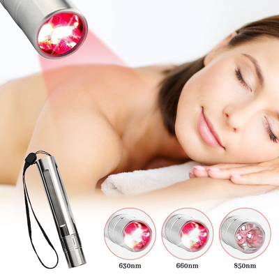 comprar Lâmpada médica Handheld leve vermelha portátil 630nm 660nm da lanterna elétrica 850nm da terapia fabricação em linha